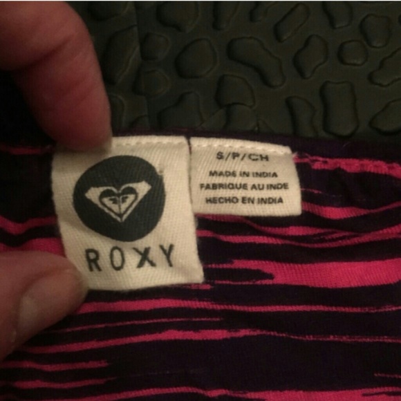 ROXY top - Picture 2 of 3